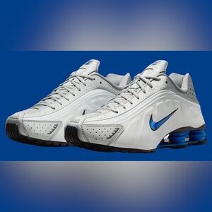 NIKE SHOX R4 HQ1988-100 Mens 15 brand new in box